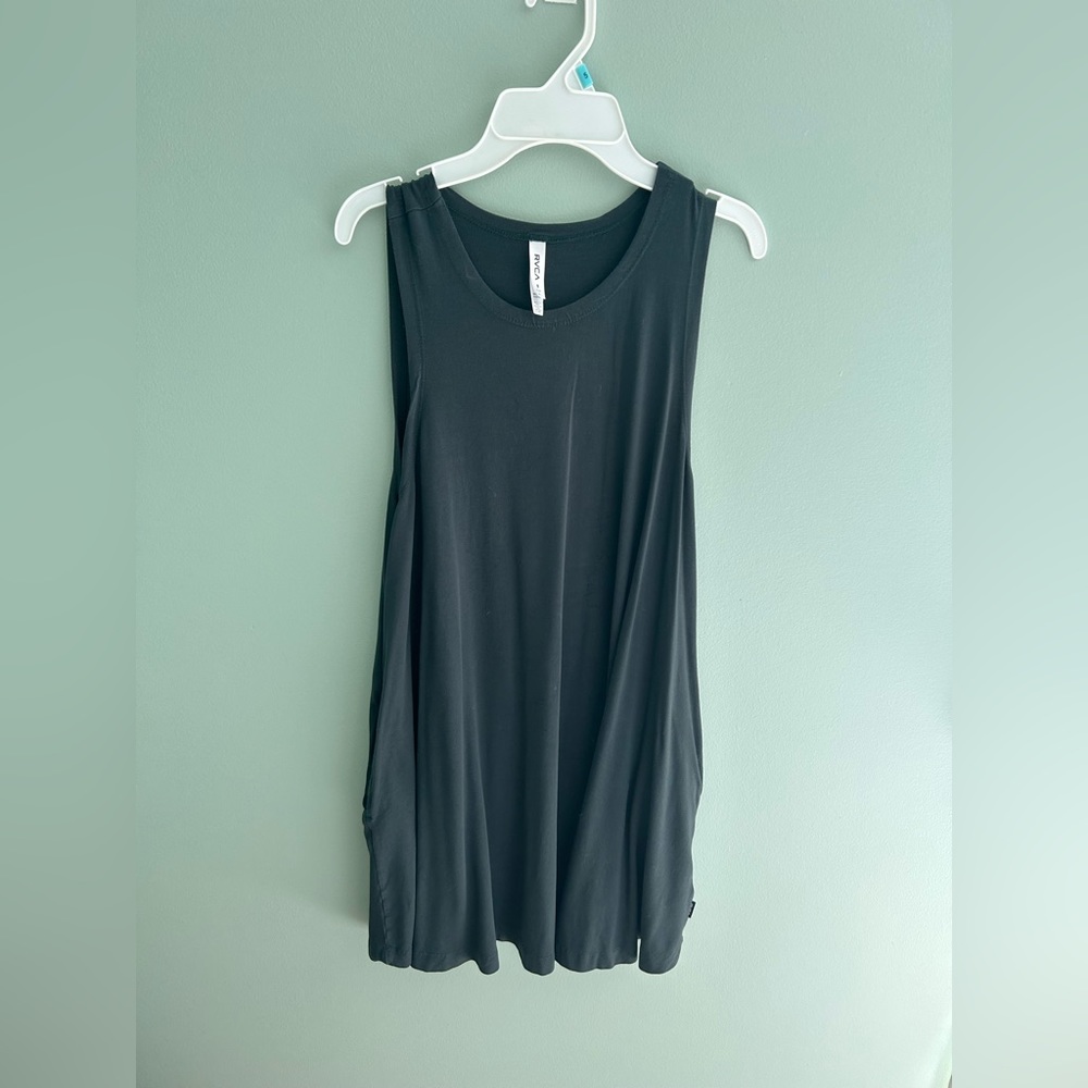 RVCA dark green dress with pockets!